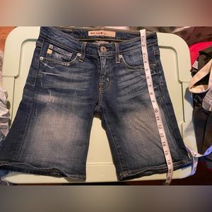 Big Star denim shorts in women’s size 26.